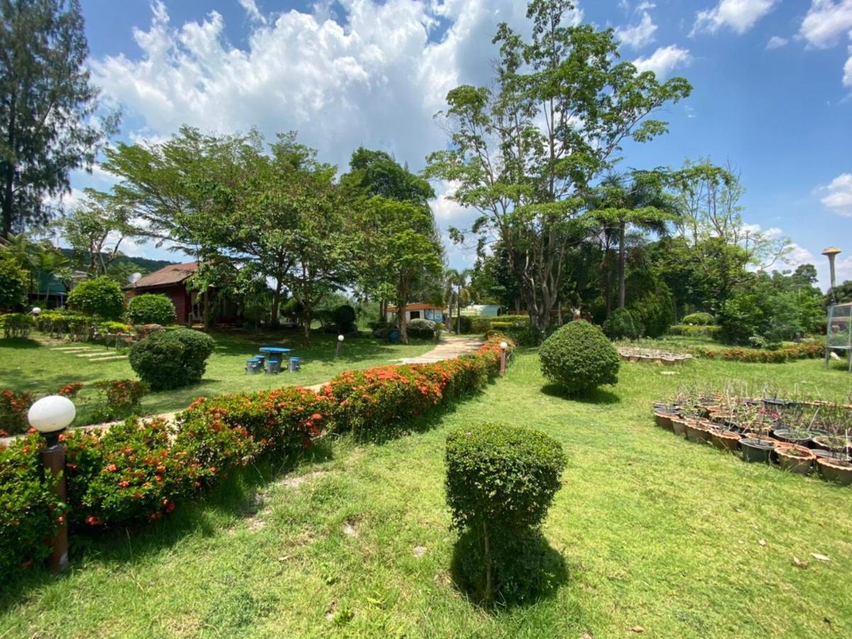 OYO 966 Boss Khaoyai Ban Bung Toei Exterior foto